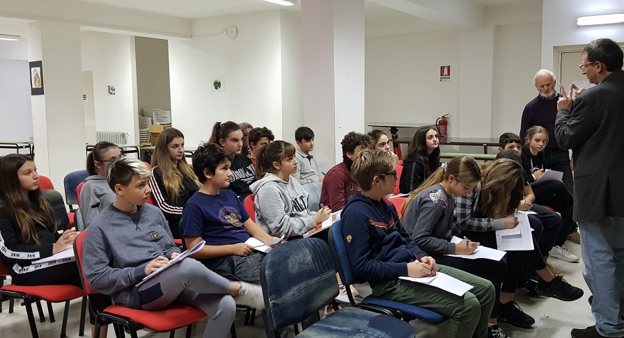 Riavviati i Consigli Comunali dei Ragazzi e i Comitati Quartiere Giovani in tutte le scuole medie di Marino