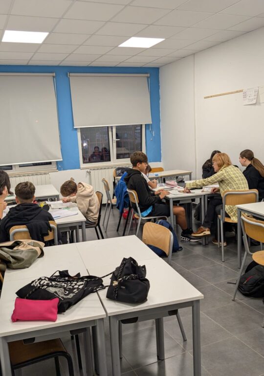 Partito il doposcuola socio-educativo di Marino Aperta per i ragazzi delle scuole medie a Frattocchie e S. Maria delle Mole!